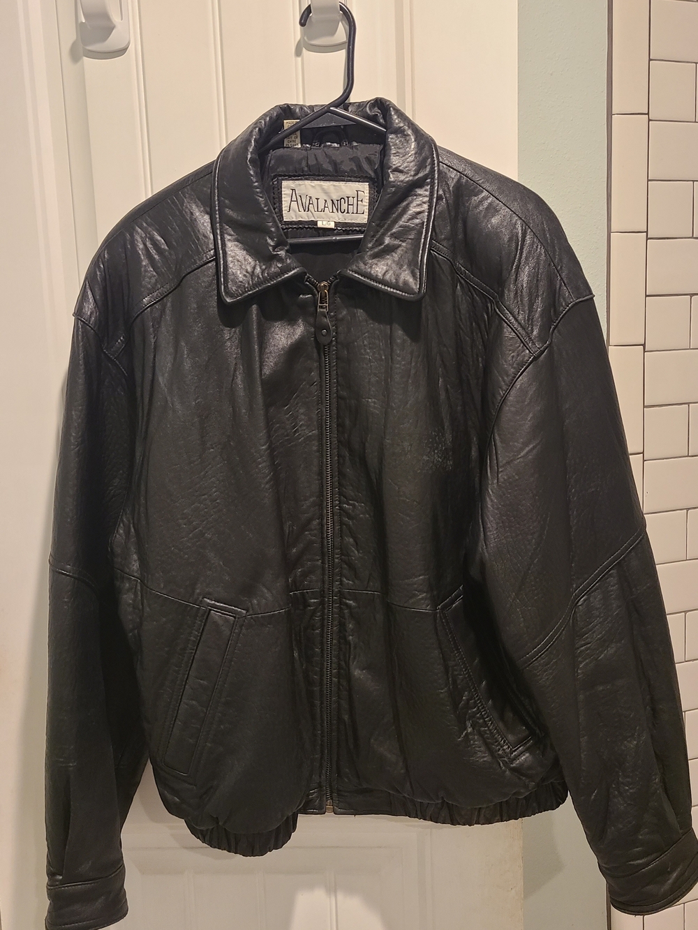 Avalanche Men's Black Leather Zip-Front Jacket